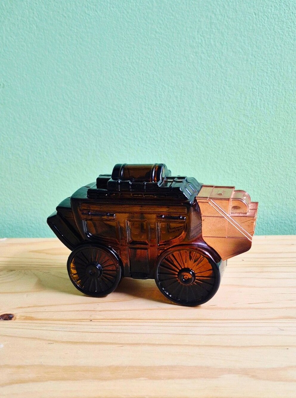 Vintage Avon Stagecoach Oland After Shave Bottle
